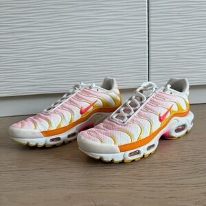 Nike Air Max Plus Sunrise Sneakers 7.5